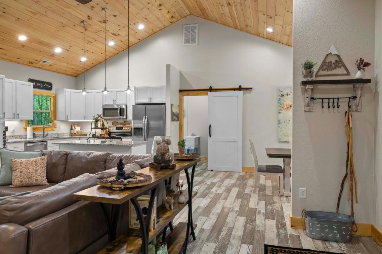 Stunning Views, Superb Atmosphere, Modern Amenities, In The Middle Of Nature Bryson City Exterior photo