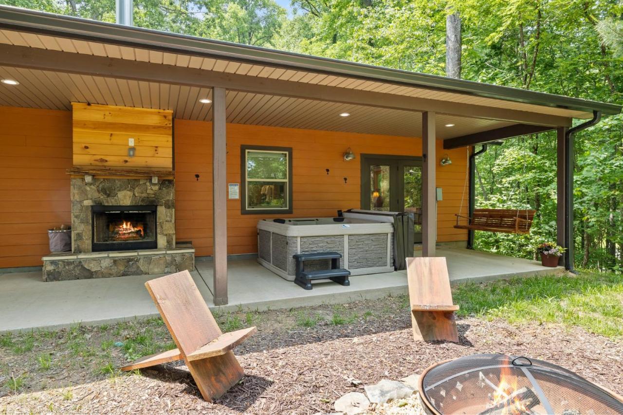 Stunning Views, Superb Atmosphere, Modern Amenities, In The Middle Of Nature Bryson City Exterior photo